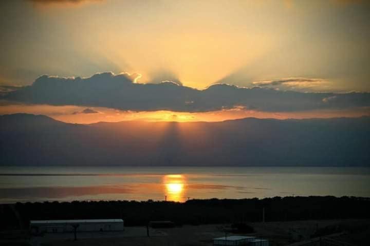 Unique&Warmy Place In The Dead Sea Avnat 外观 照片